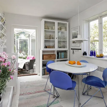 Two-bedroom Holiday In 3 Ferienhaus *