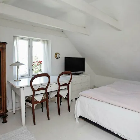 Two-bedroom Holiday In 3 Ferienhaus *